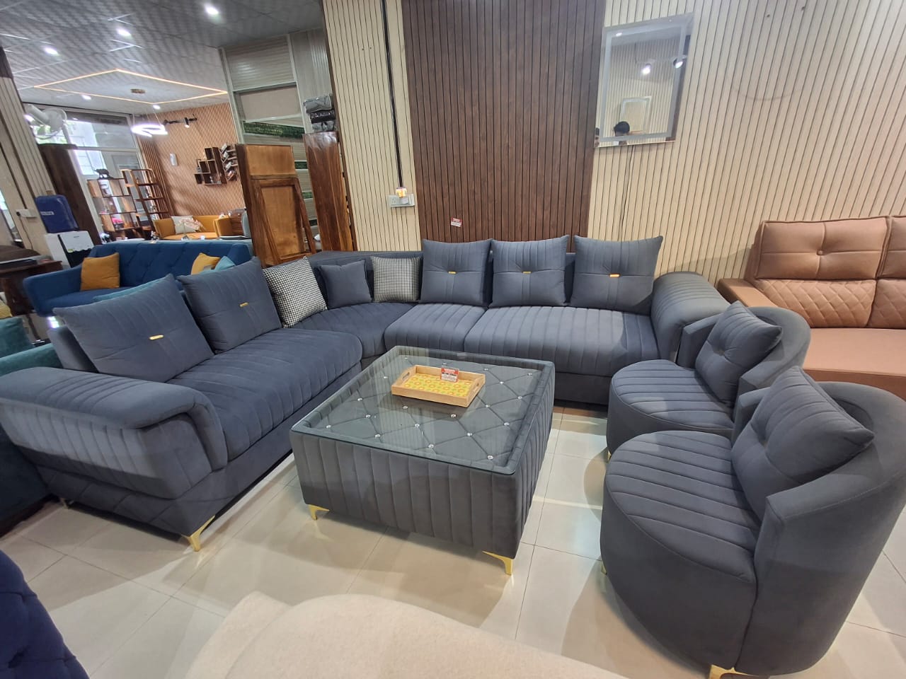 9.5 Str complete sofa set