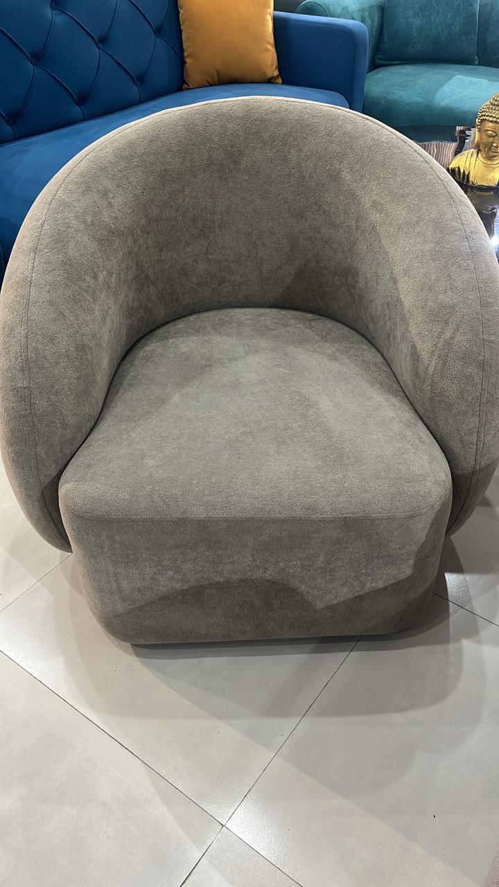 Revolving chair
