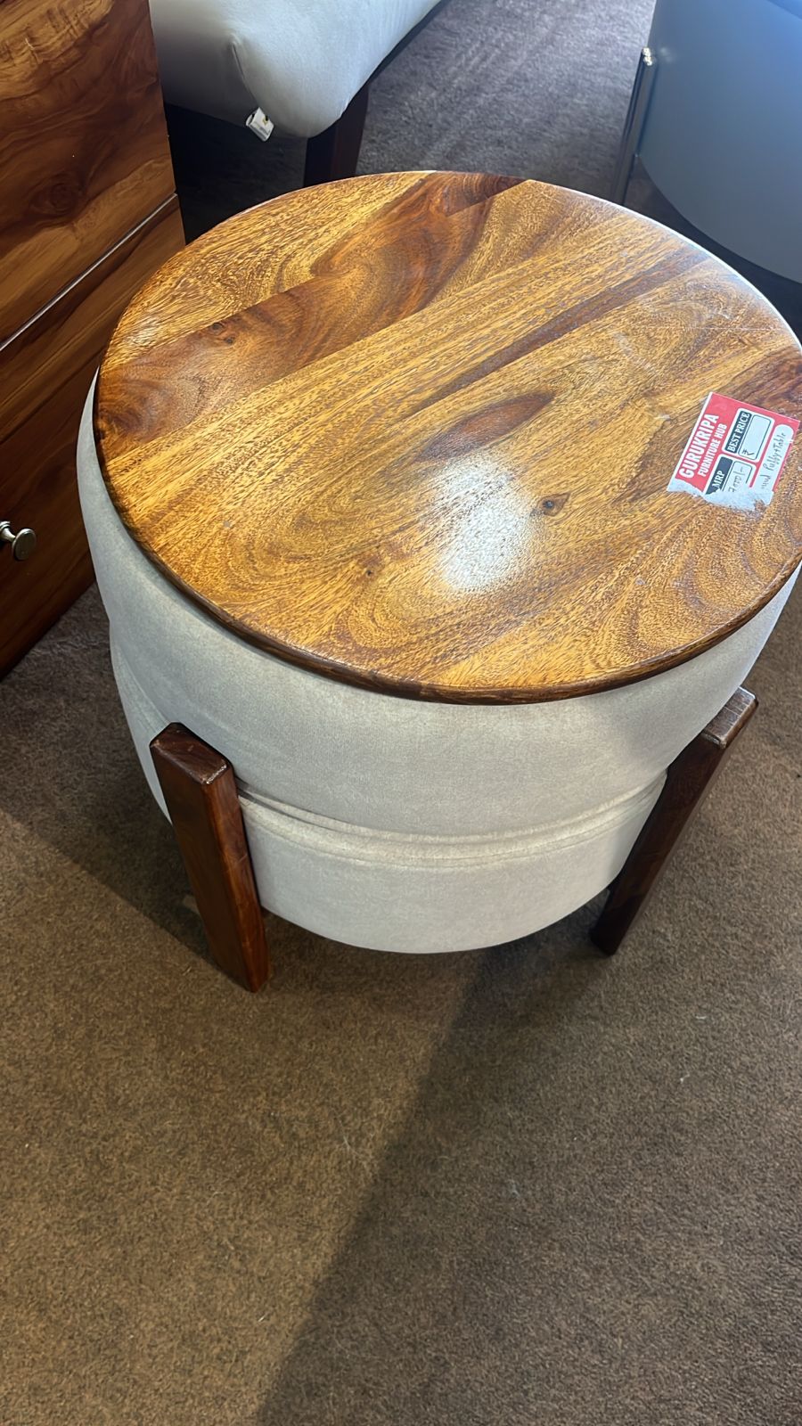 Coffee Table Cum Stool Set
